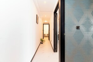 Interior - Luxury One Bedroom Apartment, Holland Park and Next to Notting Hill - Pass the Keys (London)