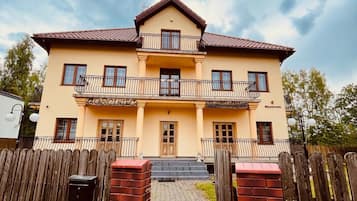 Apartment | Exterior