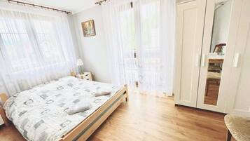 Departamento | 1 habitación, muebles diferentes y ropa de cama