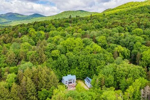 Exterior - 3-bedroom house in lovely Pittsfield close to wedding venues, trails and skiing! (Pittsfield)