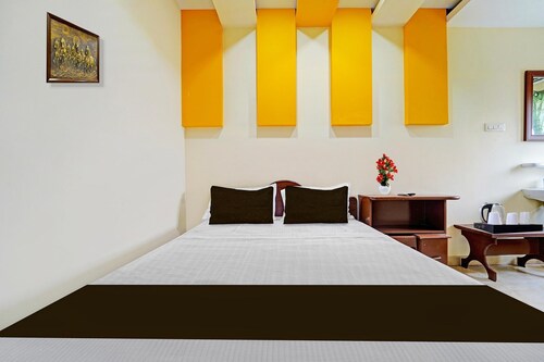 Deluxe Hotel O Dindugal Bus Terminal