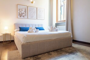 2 Schlafzimmer, Schreibtisch, Reisekinderbett, kostenloses WLAN