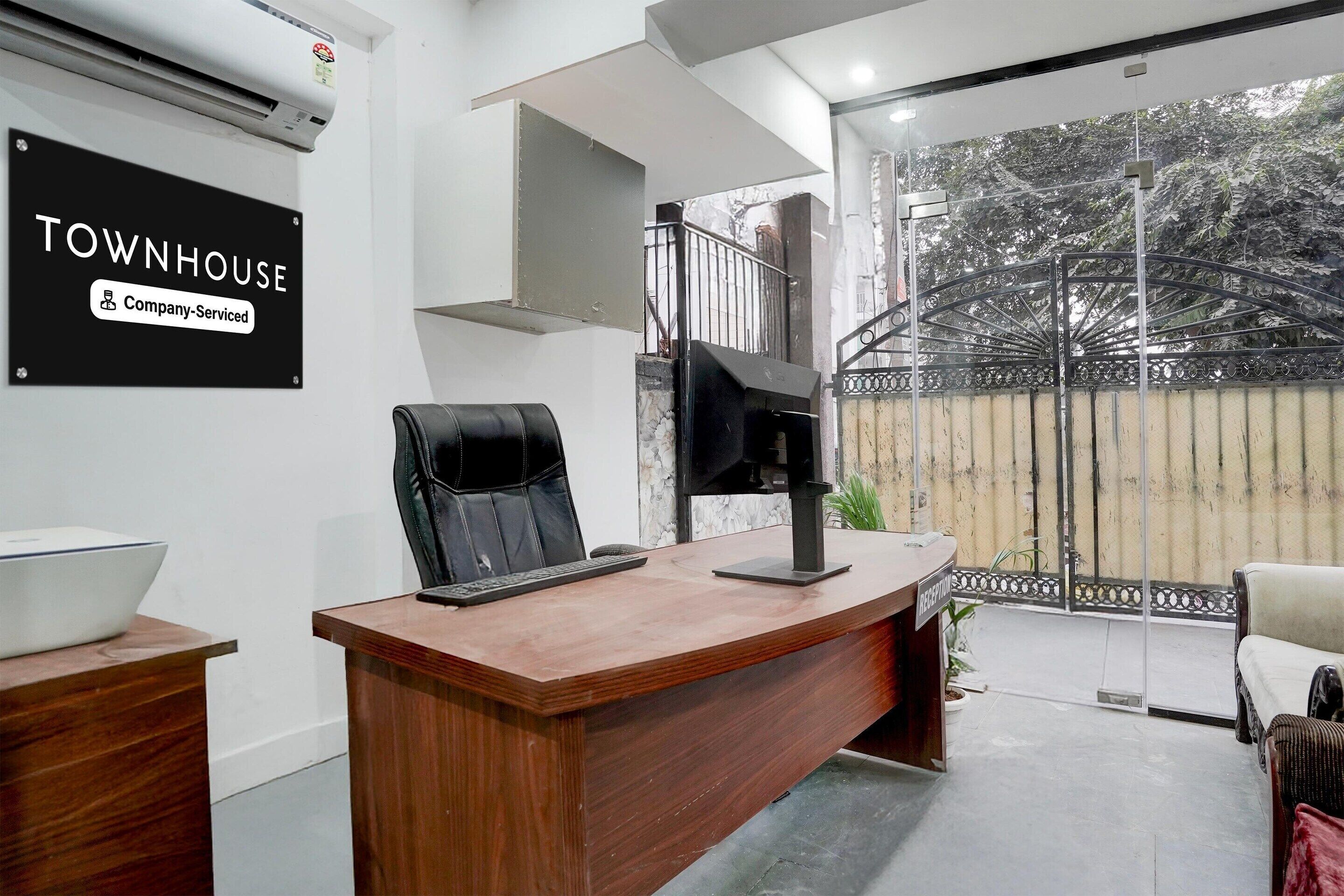 独立别墅 | 前台