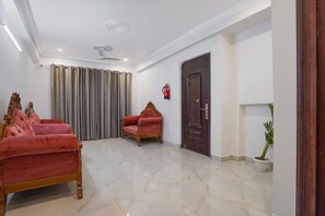House | Interior - Classic With Balcony Huda Market Sector 46 (Gurugram)