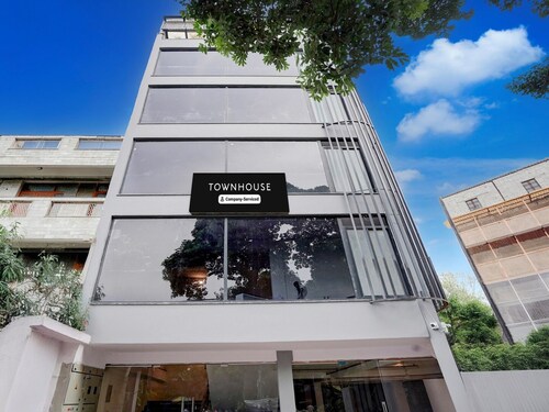 Deluxe Super Townhouse Deluxepreet Vihar