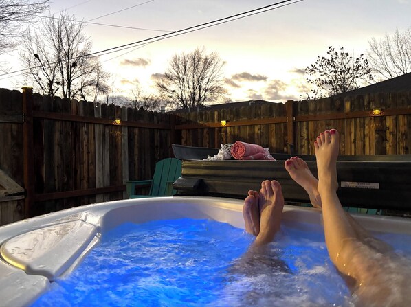 Baignoire à remous extérieure