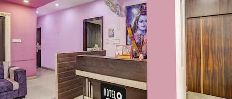 House | Reception