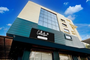 House | Exterior detail