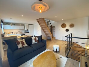 Living area - Charming duplex close to beaches and shops (Plougonvelin)