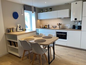 Private kitchen - Charming duplex close to beaches and shops (Plougonvelin)