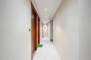House | Interior - Deluxeramesh Palace (Prayagraj)