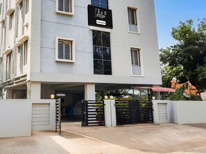 House | Reception - Super Collection O Kakinada Near Jntu (Kakinada)