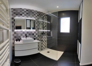 Bathroom - Villa des Dunes – 4 bedrooms, spa on the terrace & close to the beach (Bretignolles-sur-Mer)