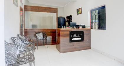 Deluxe Poornima Beach Place