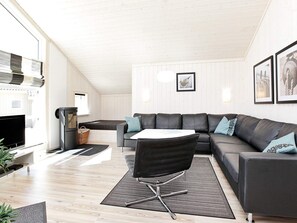 House | Living area - Danish Beach Holiday With Sauna (Grossenbrode)