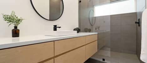 Hair dryer, towels