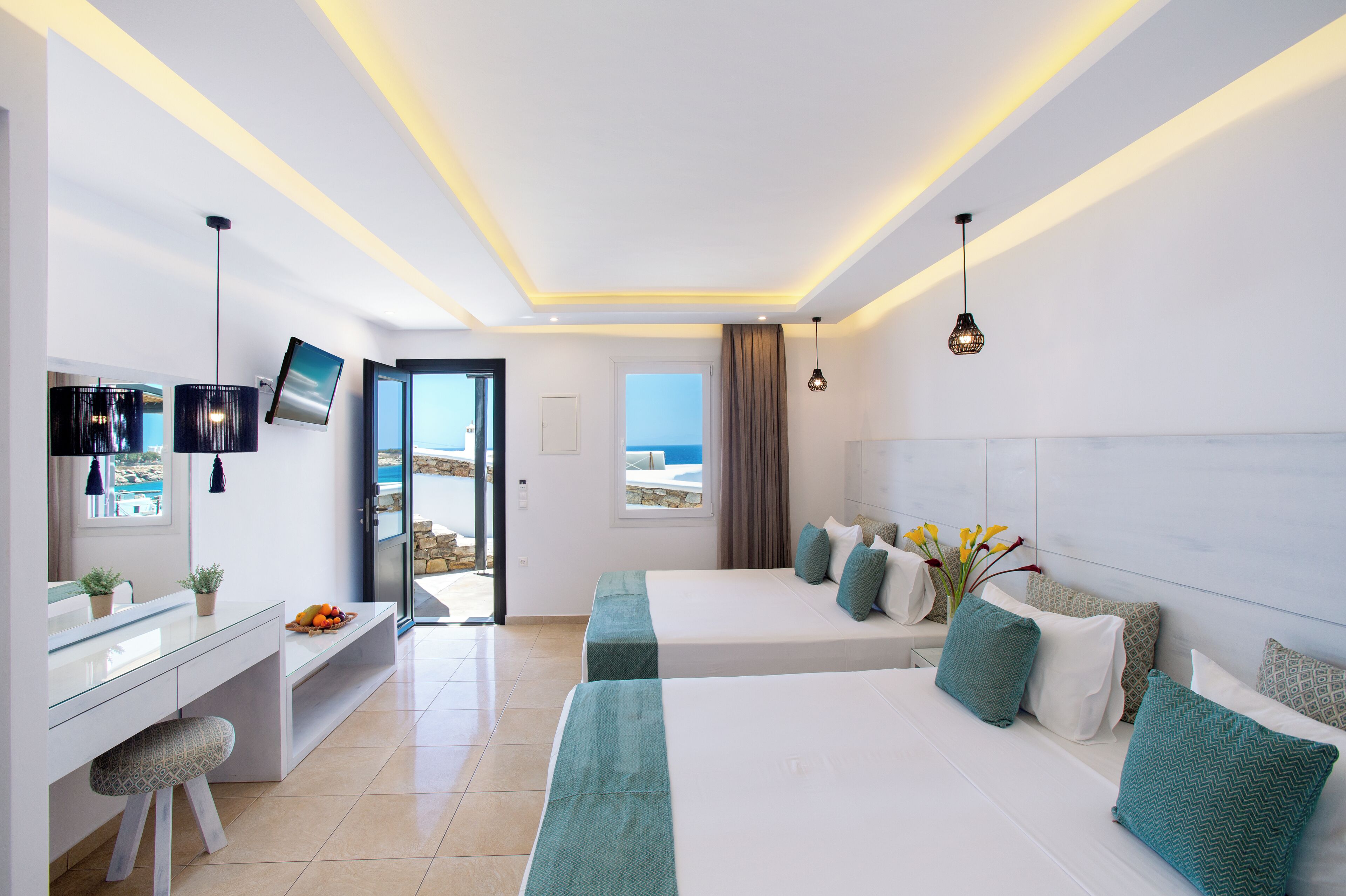 Large Studio with Sea View | Free WiFi, bed sheets
