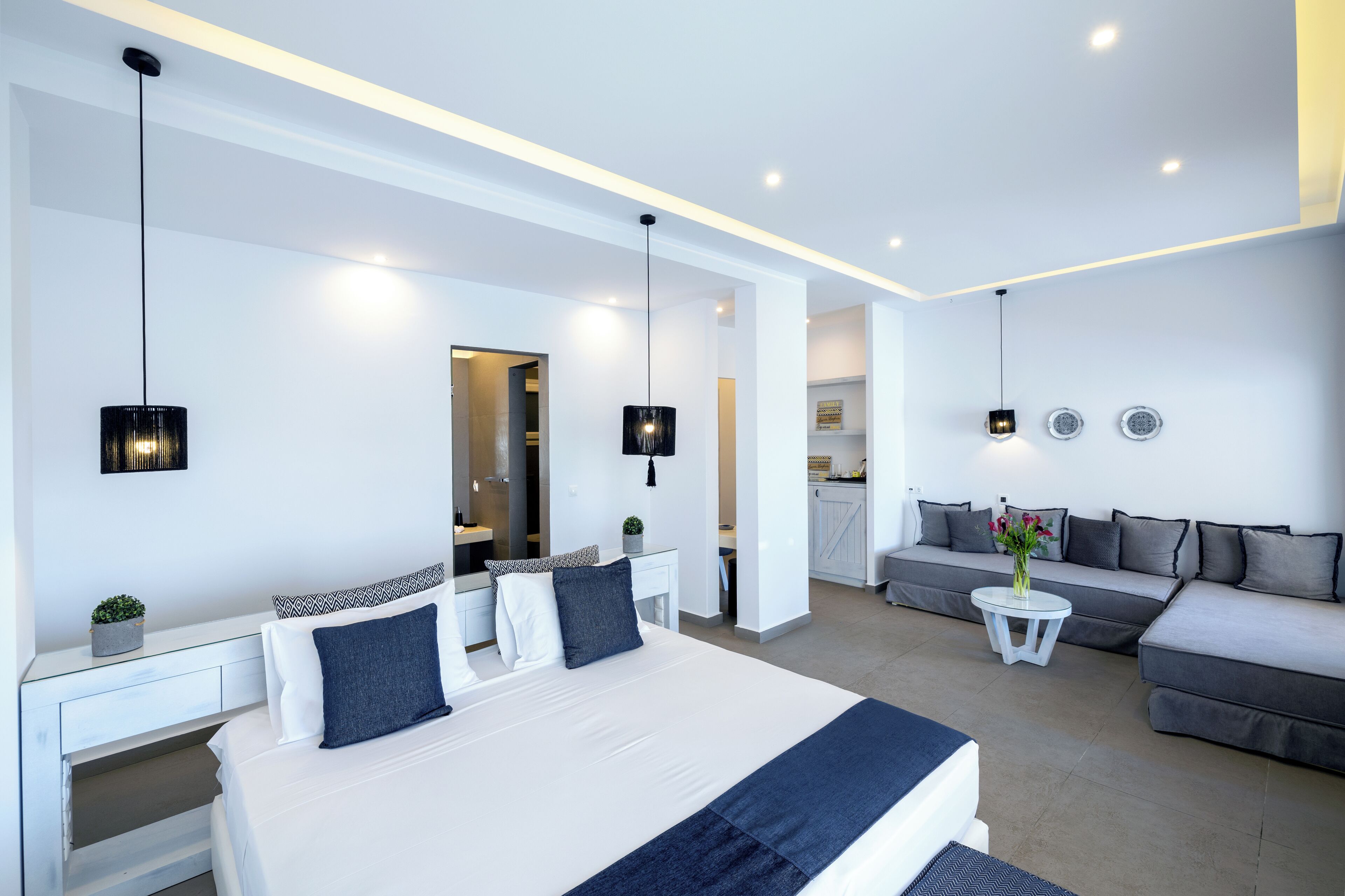 Deluxe Triple Room with Side Sea View & Outdoor Hot Tub | Free WiFi, bed sheets