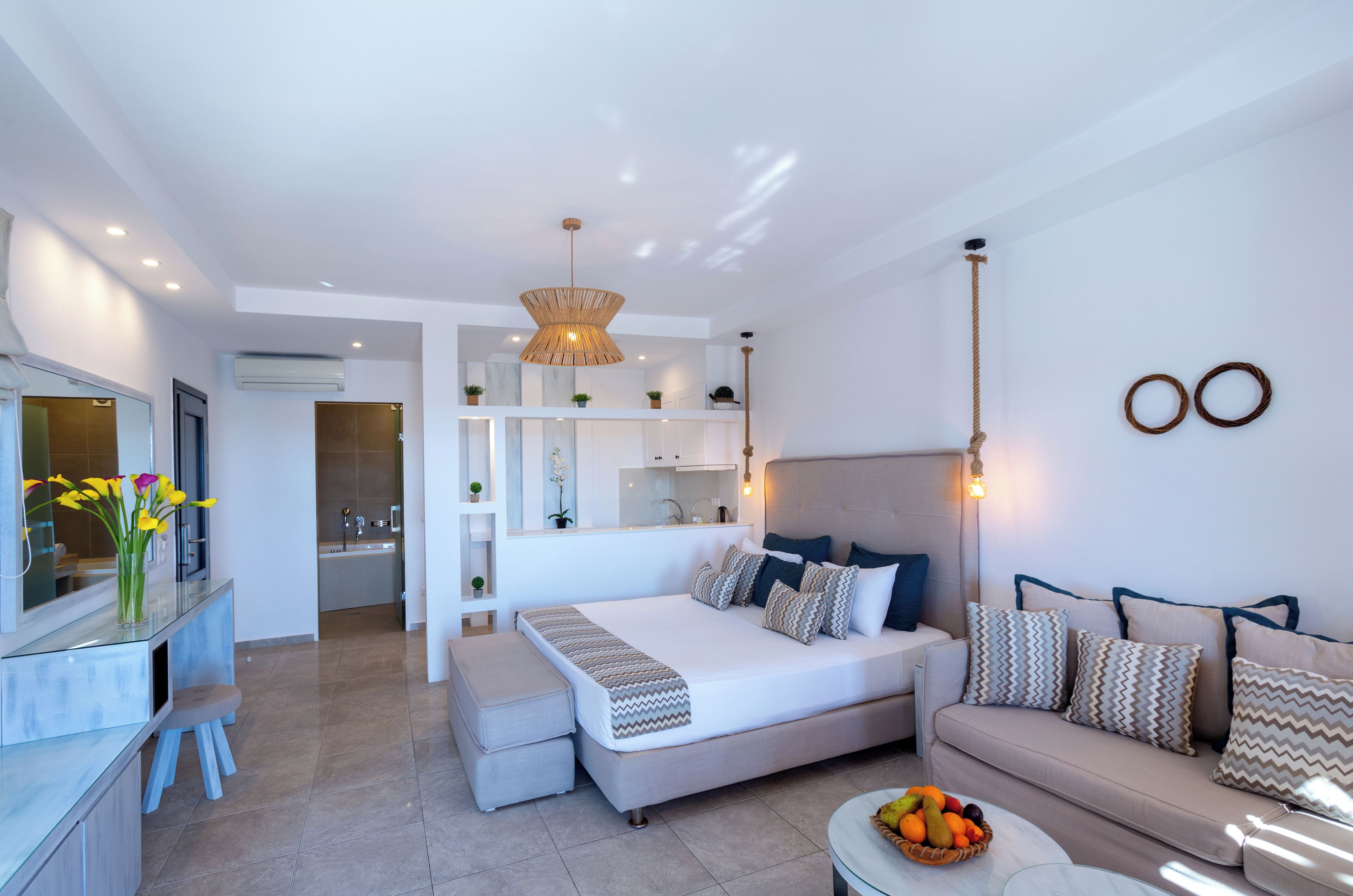 Executive Suite with Private Pool Sea View Private Terrace and Spa Bath | Free WiFi, bed sheets