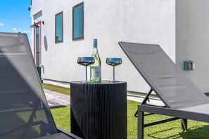 Property grounds - Modern Luxe City Retreat • Private Rooftop Oasis • Garage • Ideally Located (Tampa)