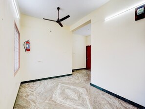 House | Interior - Deluxe Hotel O Thoraipakkam Chennai (Chennai)