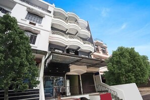 House | Exterior - Deluxe Super Collection O Rajapur (Prayagraj)