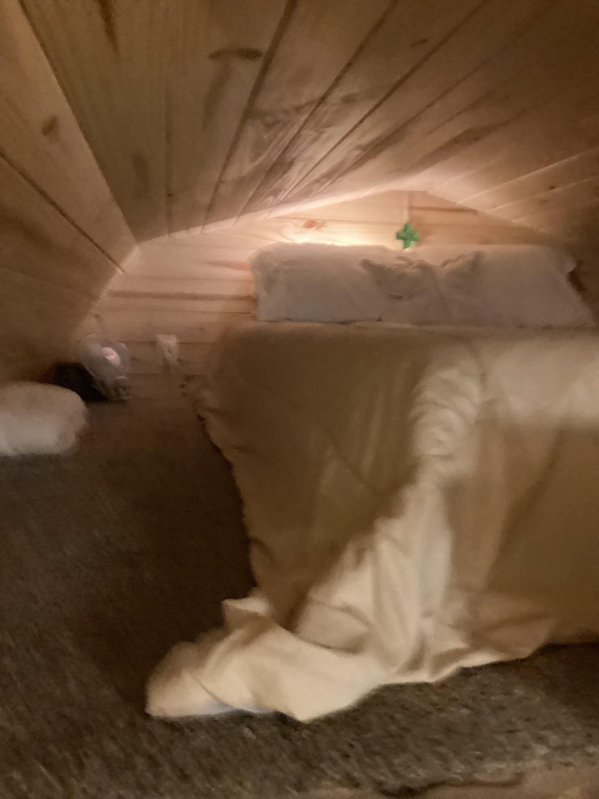 1 quarto, Wi-Fi de cortesia, roupa de cama
