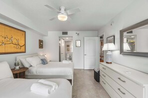 1 bedroom, iron/ironing board, travel cot, WiFi - 1BR + Balcony • Skyline • 15min to FIFA FanFest (Brickell)
