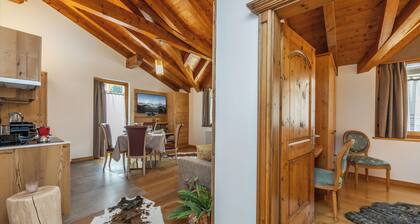 Apt "Homewood": rustic design with park and biolago