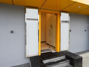 House | Reception - Deluxezafe Commercial (Chengalpattu)