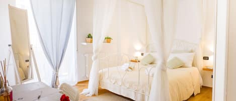 2 chambres, fer et planche à repasser, accès Internet, draps fournis