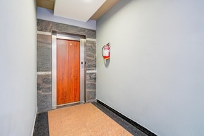 House | Interior - Classic With Twin Bed Super Hotel O Bellandur Bangalore (Bengaluru)