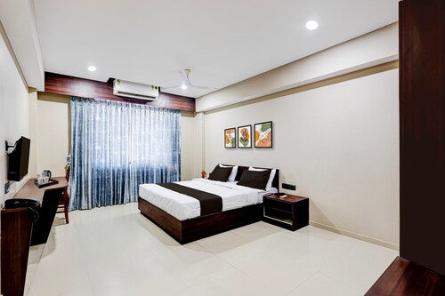 Deluxe With Twin Bed Townhouse Gidc Ankleshwar