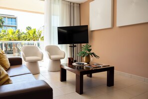 Living area - Herdade Dos Salgados Beach Apartment (Albufeira)