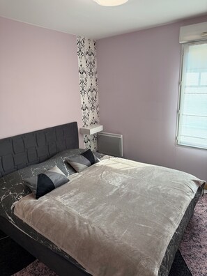 Room - Comfortable apartment Villepinte RER station Vert Galant (Villepinte)