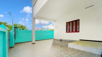 House | Property grounds