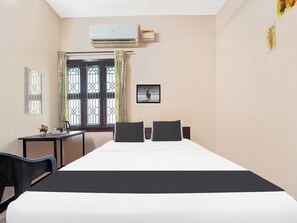 House - Deluxe Hotel O Ganapathy Athipalayam Pirivu (Coimbatore)