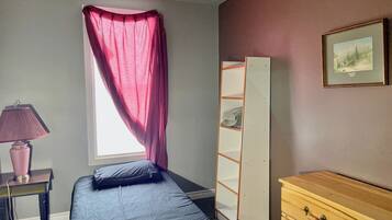 Basic Triple Room