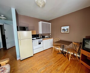 基本三人房 | 住宿內部