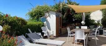 Casa Mare Holiday, Villa fronte mare dotata di comfort e spiaggia vicino