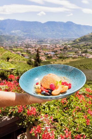 Food and drink - Leiter Living vacation apartment in a panoramic location (Algund)