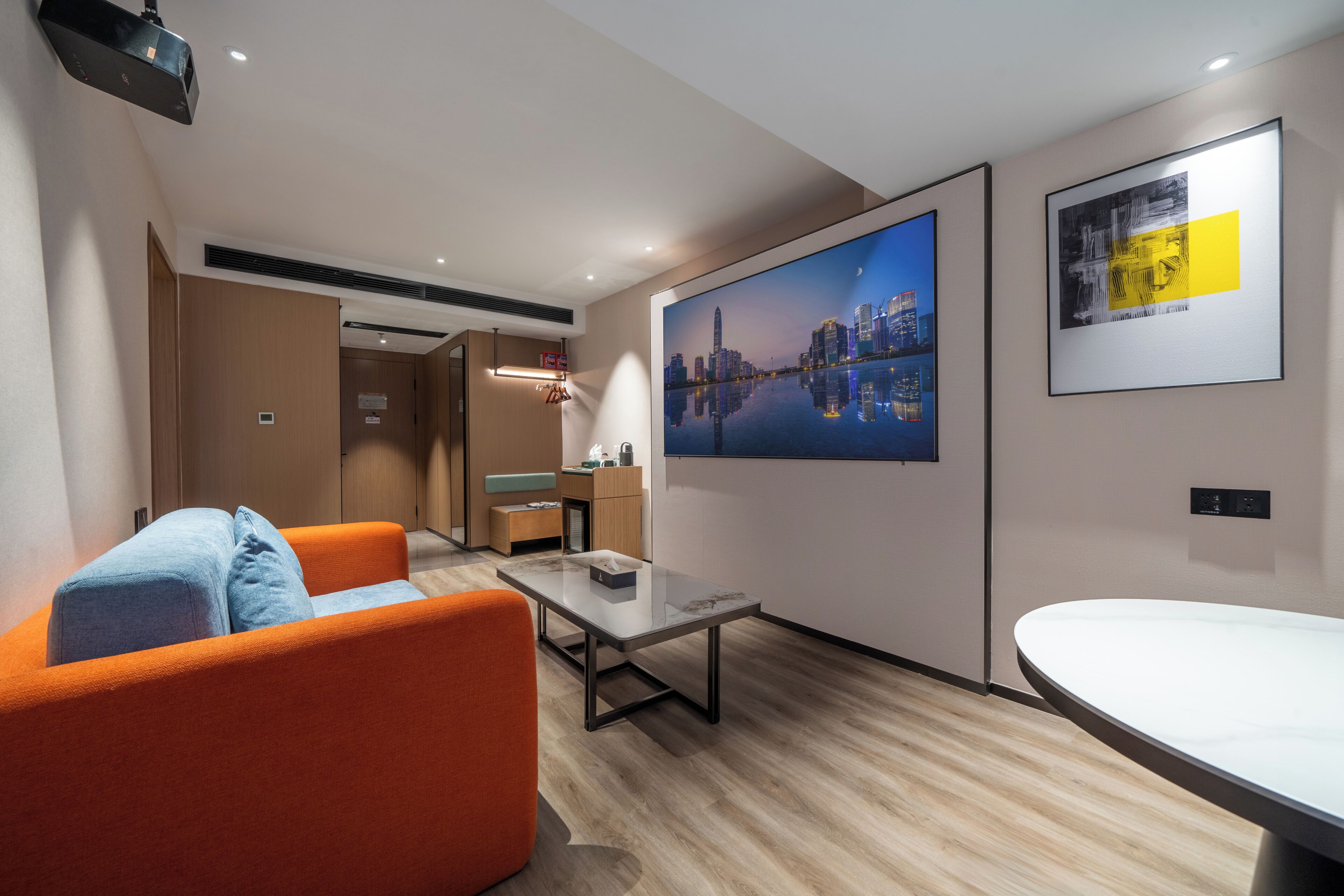 Executive Suite, 1 Bedroom, Air conditioning | Interior