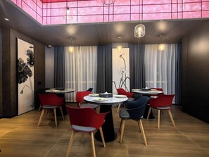 Room | Dining - ShenZhen & ZM Luxurious City View Hotel  (Shenzhen)