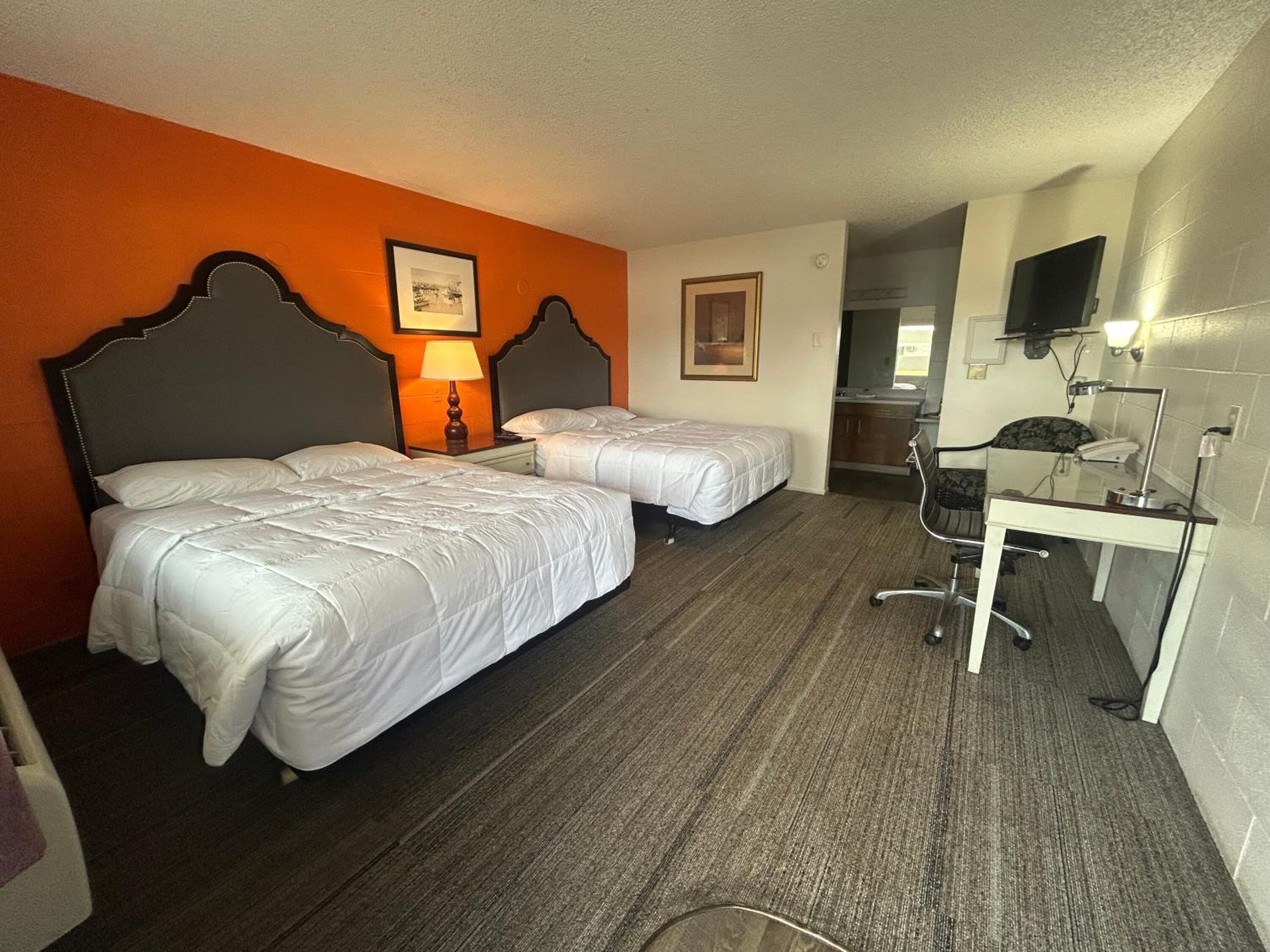 Family-friendly Room Near Little Theatre Of Walla Walla | Free On-site Parking! - Walla Walla, WA