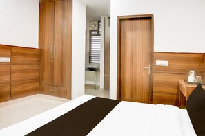 1 bedroom - Deluxecybercity U19 (Gurugram)