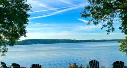 Saratoga Triple Play: Horses, Hot tub, Lake Living, Indoor & Outdoor Pools