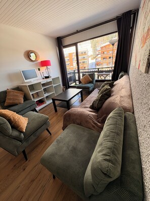Living area - Les 2 Alpes - Apartment, at the foot of the slopes, sleeps 6 (Les Deux Alpes)