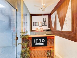House | Reception