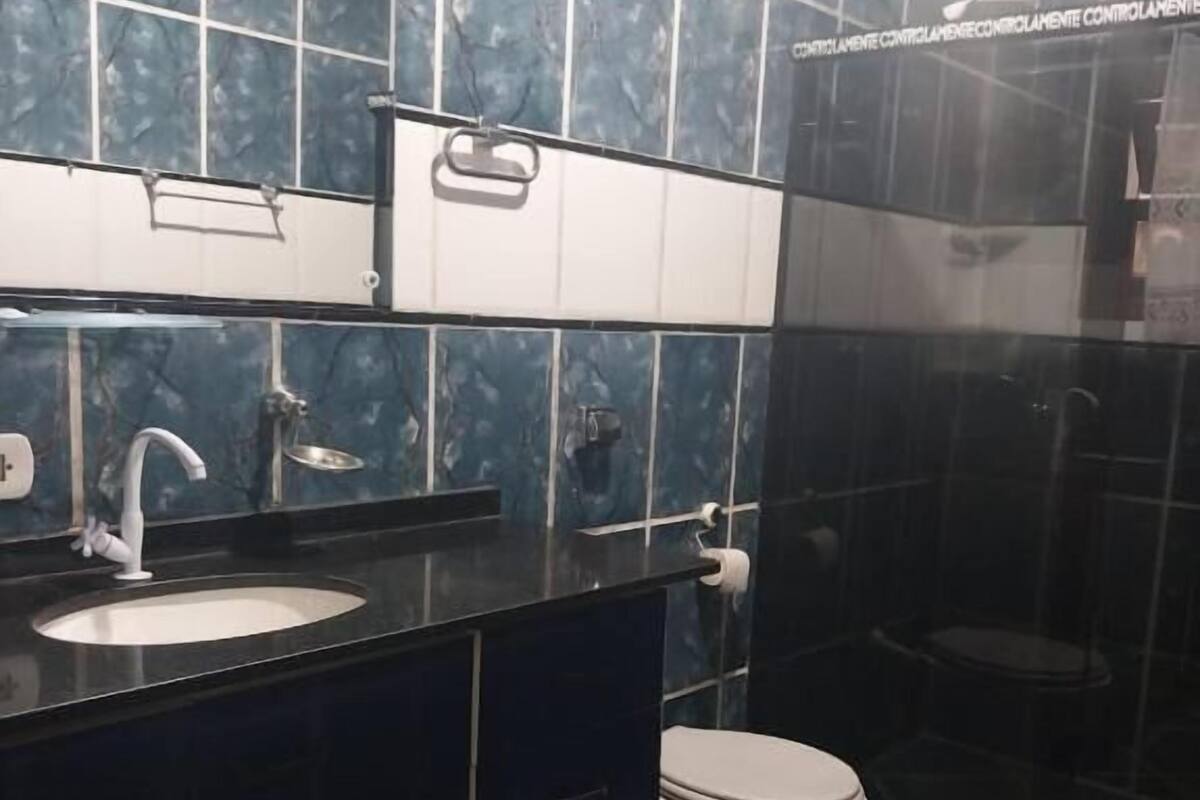 Duş, sabun, tuvalet kâğıdı