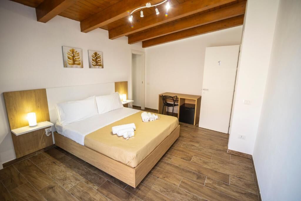 Una cassaforte in camera, tende oscuranti, Wi-Fi gratuito